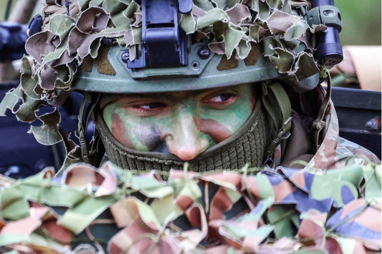 Europske članice NATO-a obećale su neviđeno ulaganje u obranu. "Prijeti nam slom"
