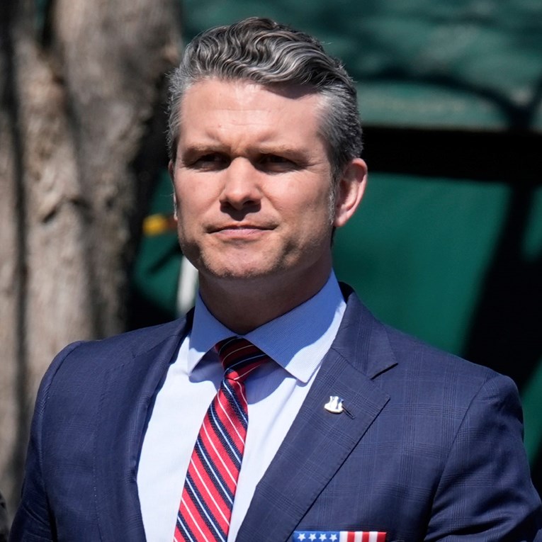 VIDEO Ministar obrane SAD-a uz salvu uvreda negirao slanje ratnih planova novinaru