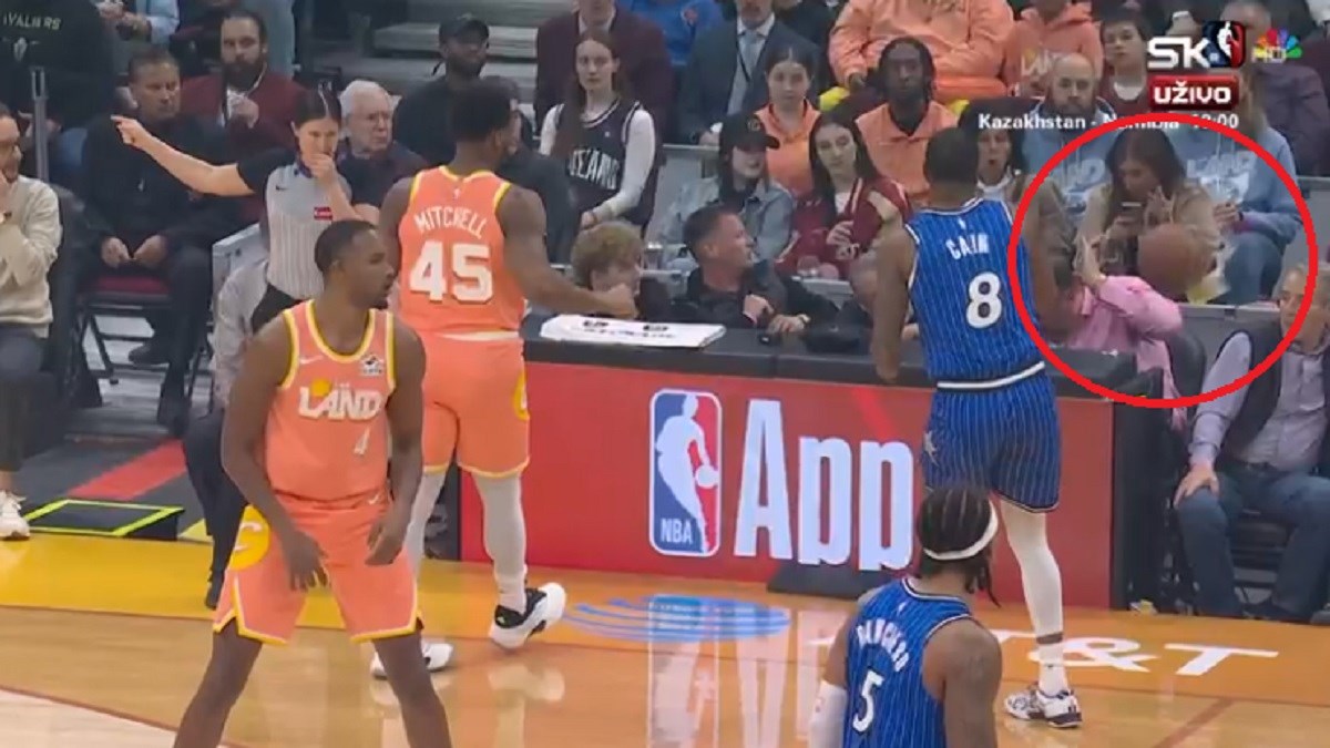 VIDEO Uz teren je gledala NBA zvijezde. Onda je doletjela lopta i prolila joj pivo