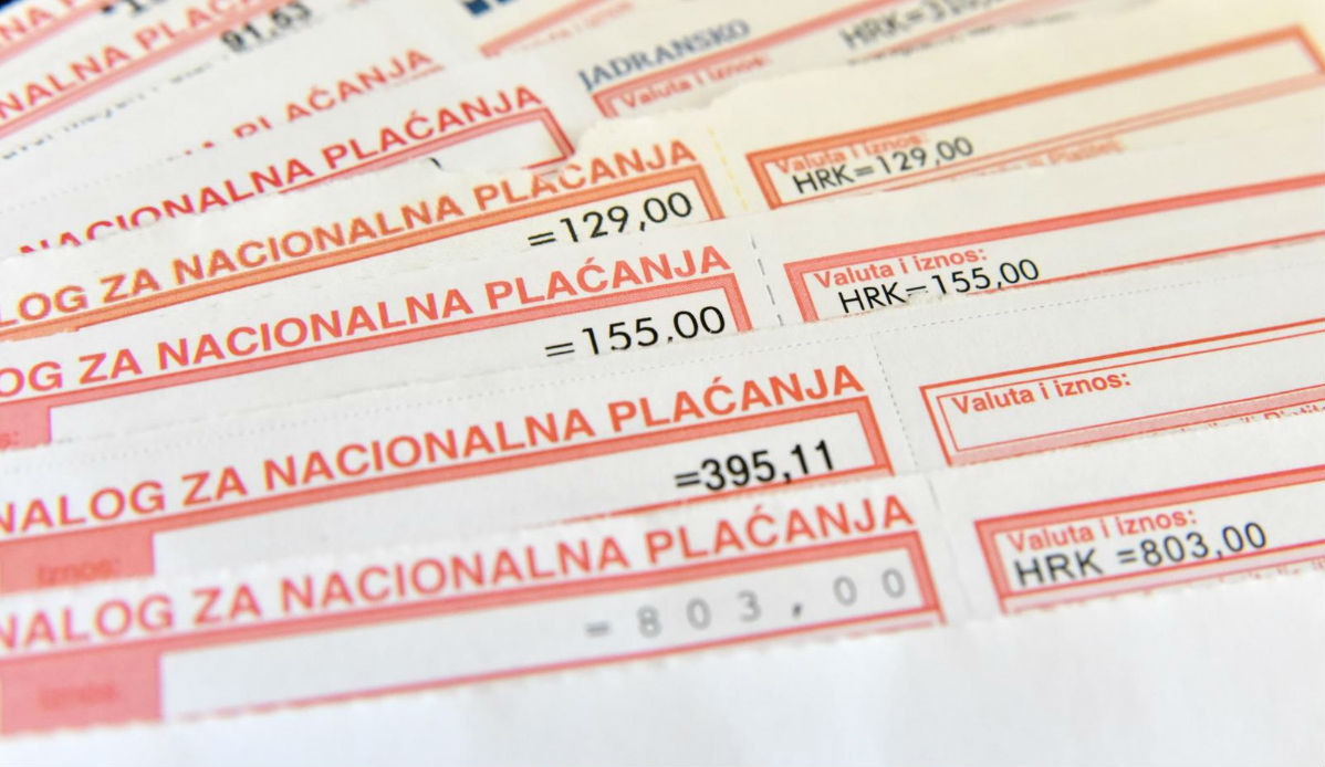 Kraj listopada u blokadi računa dočekalo 243.655 građana i 18.311 tvrtki