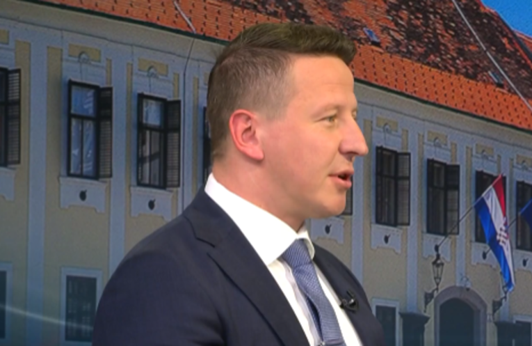 Zurovec o ulasku u vladajuću većinu: To nije trgovina, birači će me nagraditi