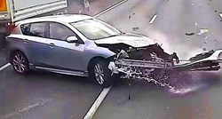 VIDEO Vozač namjernim kočenjem izazvao sudar, Mazda teško stradala