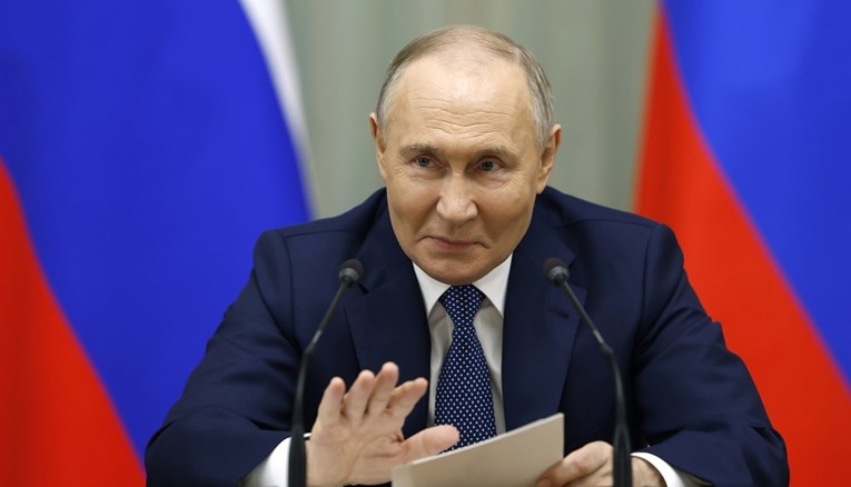 Putin: Sankcije nisu uspjele, po gospodarskom rastu smo ispred vodećih zemalja EU