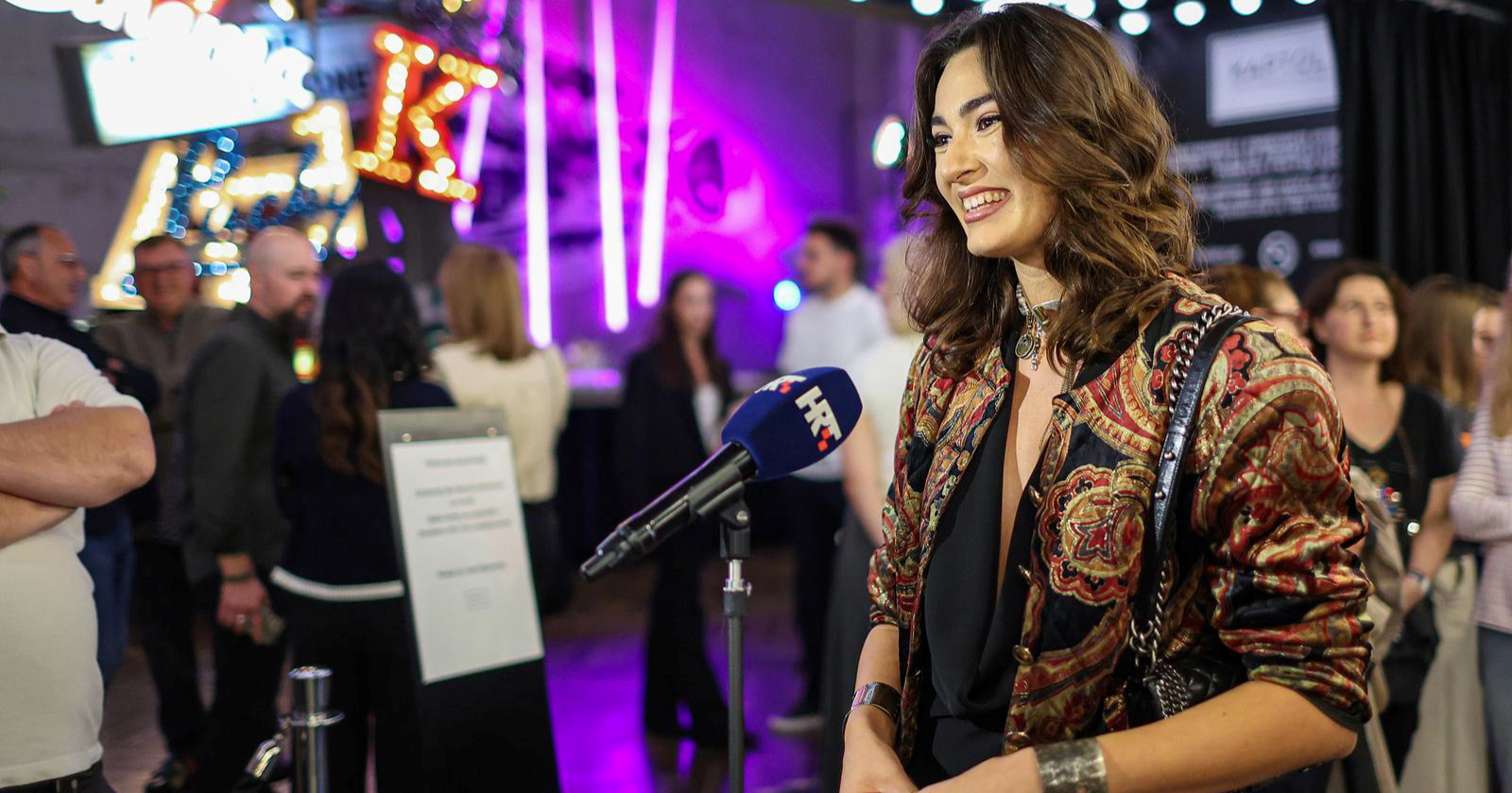 Poznati se okupili na premijeri nove HRT-ove serije Blaž među ženama