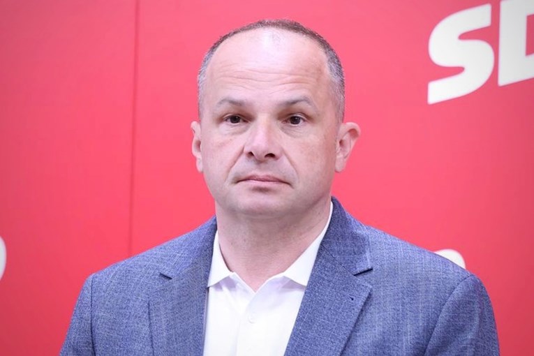 Šef SDP-a zadovoljan rezultatima u većini županija, iznenađen porazom u Sisku