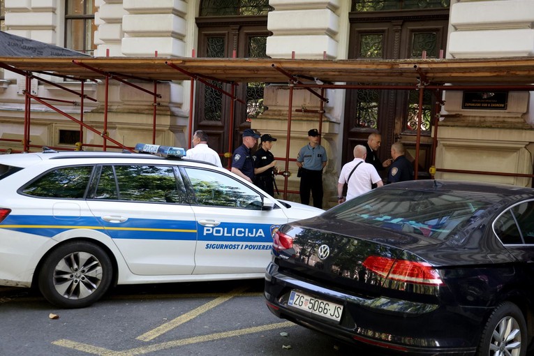 Dojave o bombama na sudovima u Zagrebu i Karlovcu