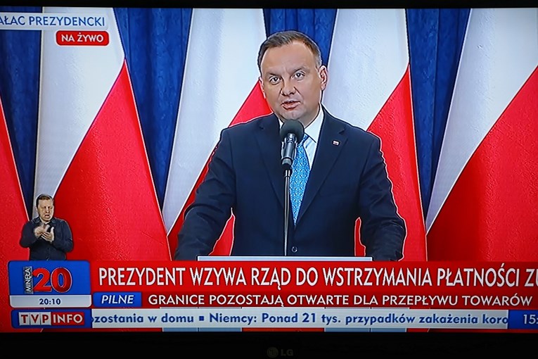 Poljska vladajuća stranka želi produljiti mandat predsjednika zbog koronakrize