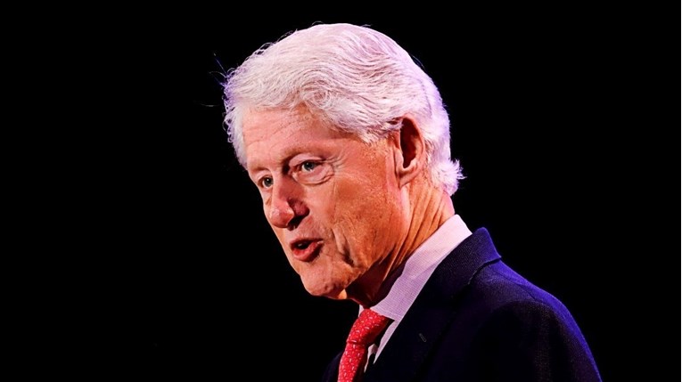 Bill Clinton hospitaliziran, smješten je na intenzivnoj