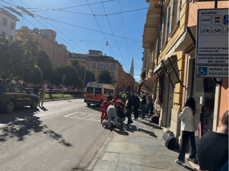 Autom se zabio u gomilu u Italiji. Ministar: Nije povezan s islamističkim skupinama