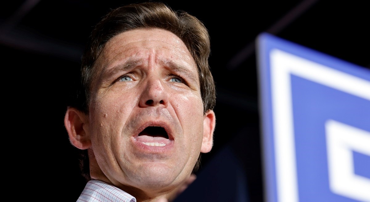 DeSantis u anketama osjetno zaostaje za Trumpom. Odlučio je smijeniti šeficu kampanje