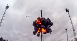 Iran predstavio prvi hipersonični balistički projektil