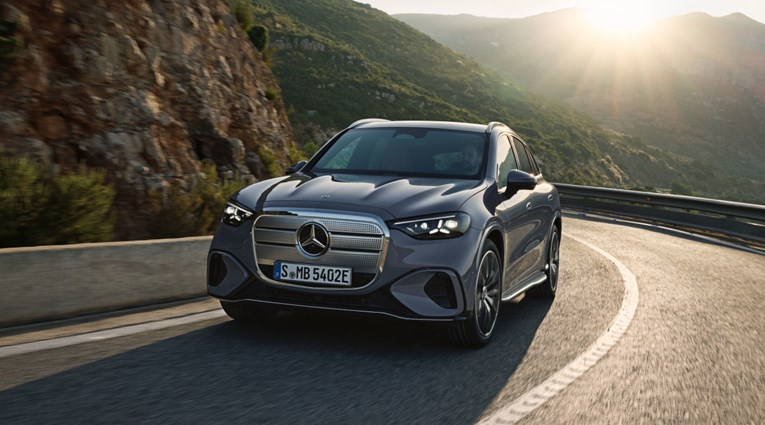 Mercedes daje prednost struji. Novi GLC klasične motore dobiva tek 2027. godine