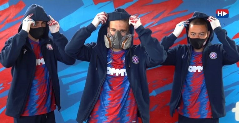 Hajduk spektakularno predstavio novi dres. Navijači oduševljeni