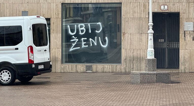 Policija provodi istragu zbog grafita "ubij ženu" u Zagrebu