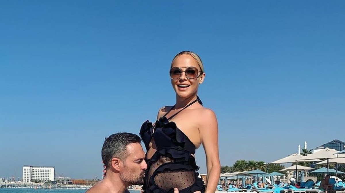 Šuput objavila fotku iz Dubaija: Ne mogu vas zakinuti za ovaj plus size beach body