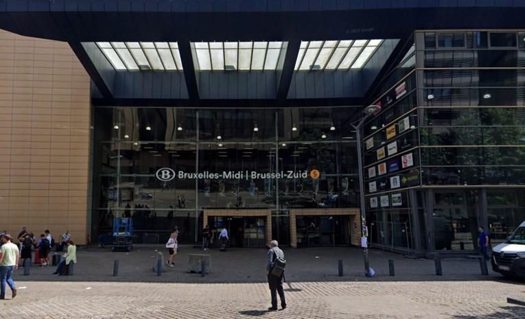 Evakuiran kolodvor u Bruxellesu, pronađeni sumnjivi paketi