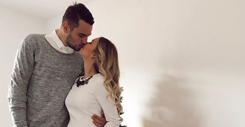Hrvatski nogometaš s modnom blogericom čeka prvo dijete
