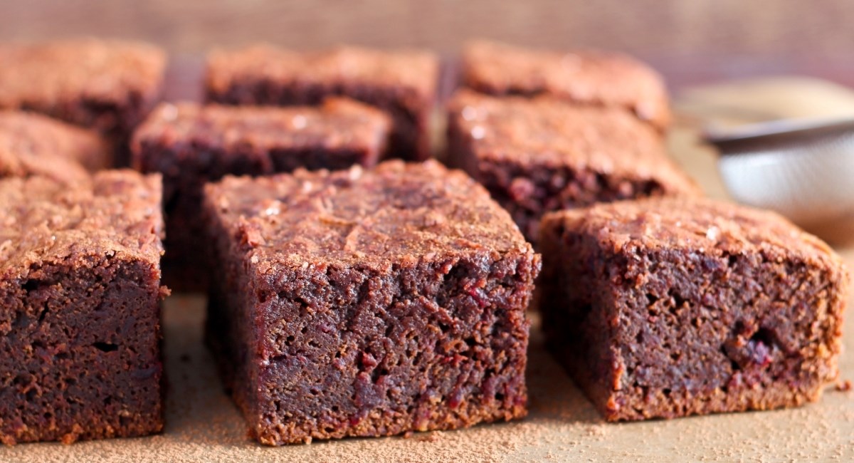 Samo tri eura trebat će vam za ove sočne kocke od petit keksa i kakaa, probajte ih