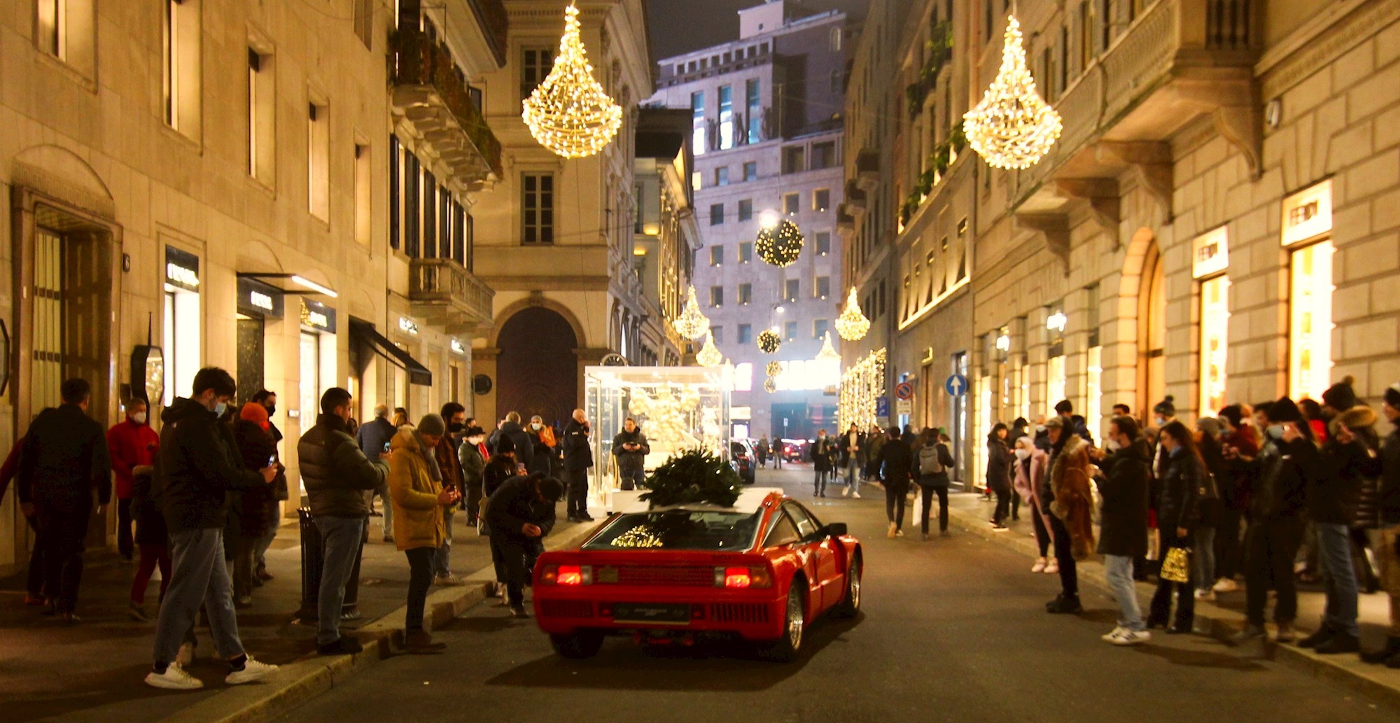 Milano zabranio prodaju hrane i pića za van u kasnim noćnim satima