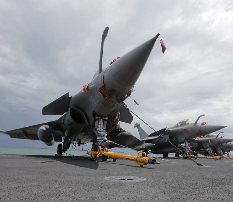 Budući njemački kancelar želi pregovore o zajedničkom europskom nuklearnom naoružanju