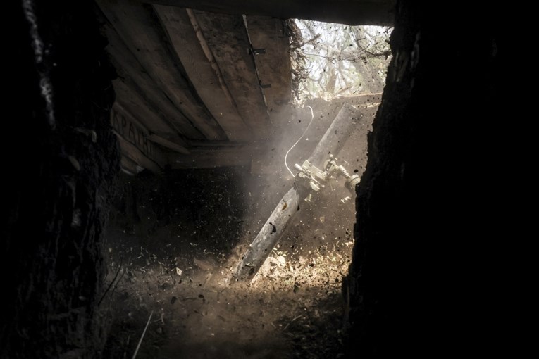 Rusija raketirala ukrajinsku vojnu bazu, poginulo 12 vojnika, 60 ranjenih