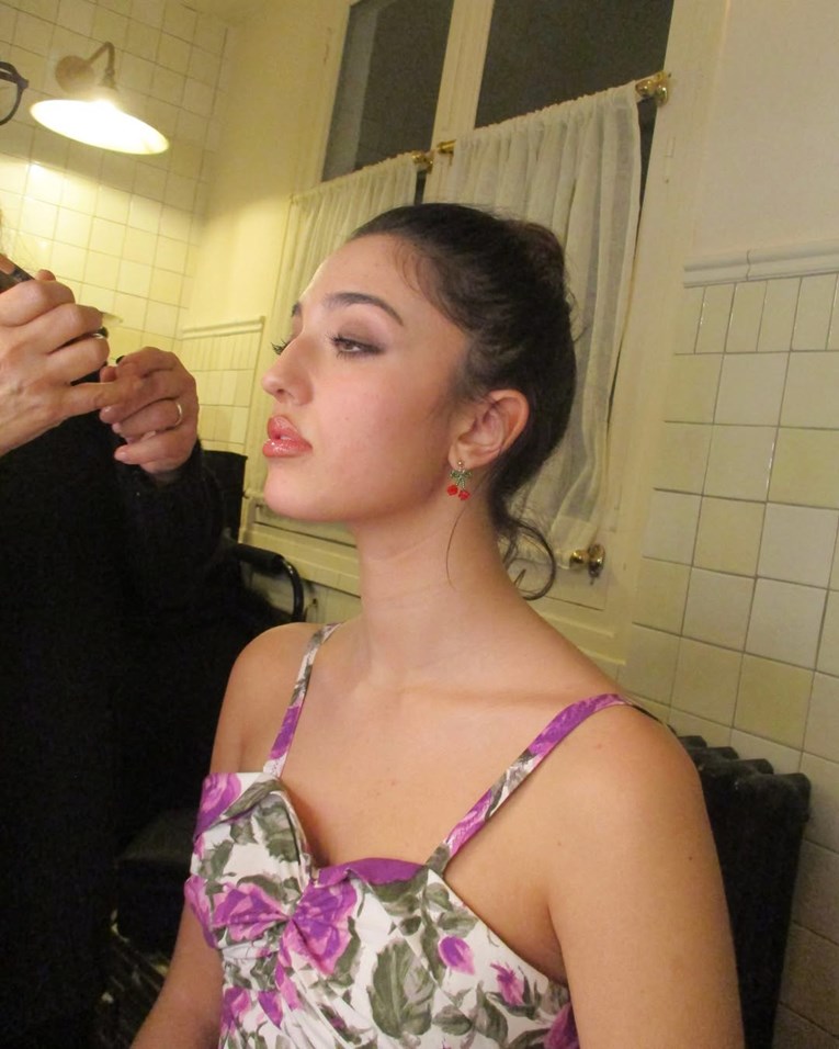 Mlađa kći Monice Bellucci pozirala za naslovnicu talijanskog Voguea