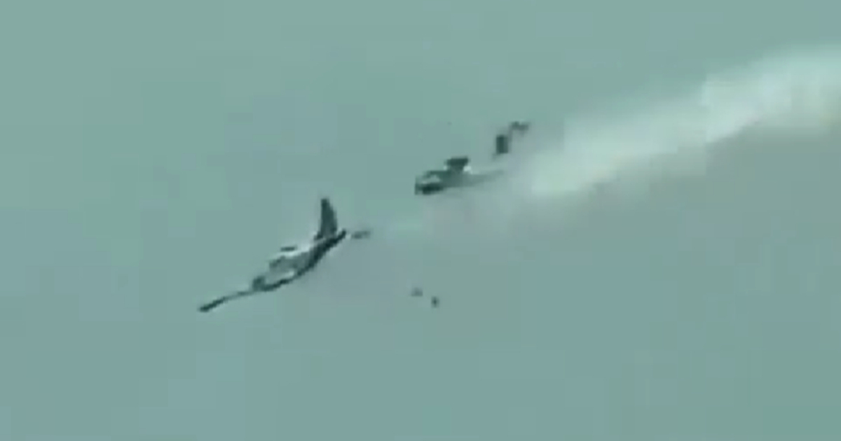 VIDEO Snimljen trenutak sudara dva aviona filipinske vojske. Poginula četiri pilota