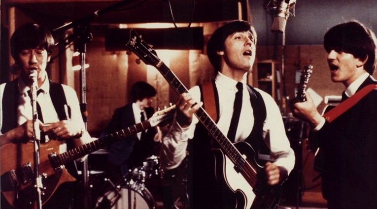 Sam Mendes režira četiri biografska filma o Beatlesima