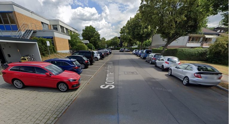 U Passatu s hrvatskim tablicama udarao aute u Njemačkoj. Šteta je 26.500 eura