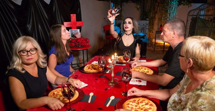 Večera za 5 na selu: "Vampirica" Olja svojim je gostima poslužila mozak za desert