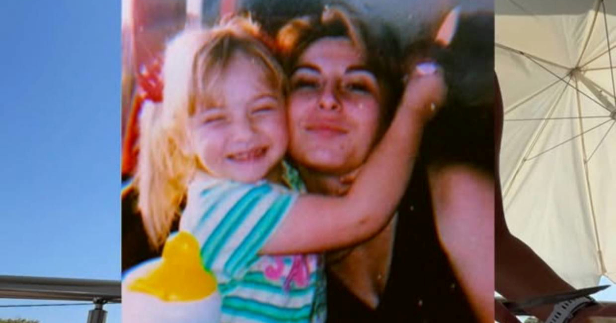 Viralna objava: "Na moru sa svojom samohranom mamom jedem paštetu. Zašto to smeta?"