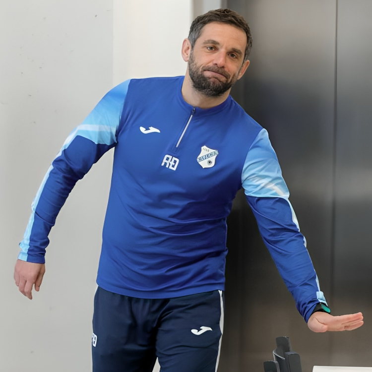 Đalović dobio udarac u tučnjavi njegovih igrača. Odmah napušta Maribor?