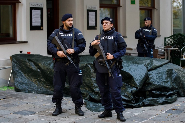 U manje od 24 sata u Beču ubijene četiri žene i curica