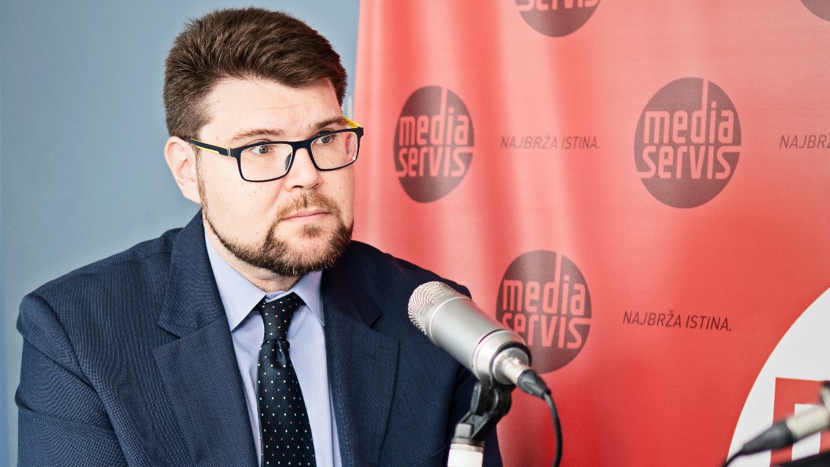 Grbin: Srbija želi postati regionalni milicajac