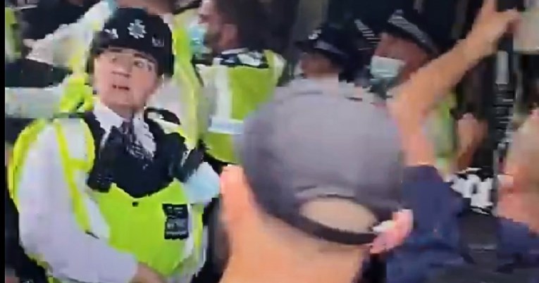 Prosvjednici pokušali upasti u prostorije BBC-ja u Londonu