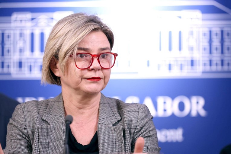 Benčić: Napadaju "neukog" Dabru, ne Plenkovića koji govori 5 jezika i bio je u Bruxellesu