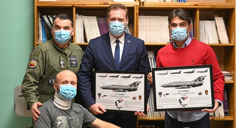Banožić i Zlatko Dalić posjetili pilota koji je ozlijeđen u padu MiG-a