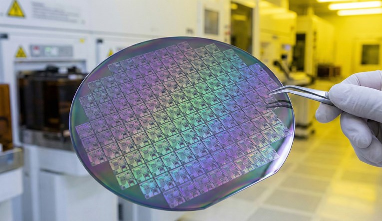 Trump dao zeleno svjetlo Nvidiji za prodaju AI čipova Kini