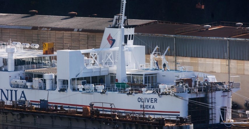 Inspektori zaustavili isplovljavanje novog trajekta Oliver iz Rijeke za Split
