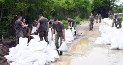 VIDEO I FOTO Pripreme za poplave i na Baniji, pomaže 150 vojnika