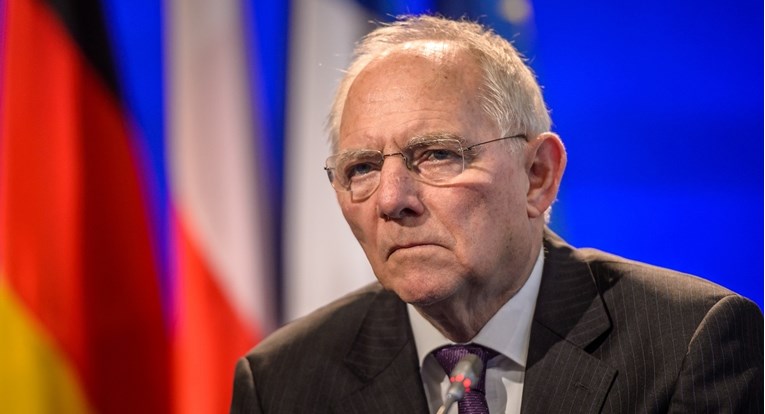 Umro je Wolfgang Schäuble. Ujedinio je dvije Njemačke pa preživio atentat