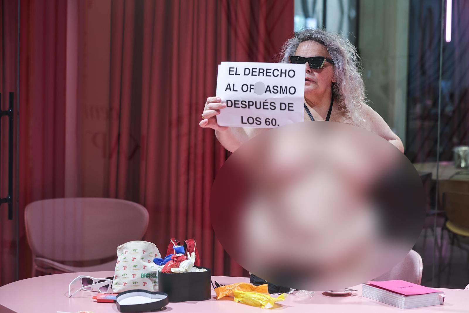Noć performansa u znaku Vlaste Delimar: Trans umjetnica skroz gola u Zagrebu (18+)
