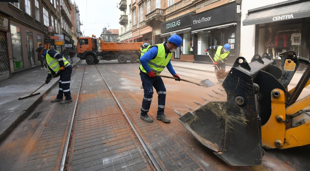 VIDEO Počelo je čišćenje Zagreba nakon nezapamćenog potresa