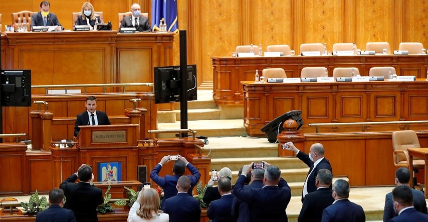 Rumunjski predsjednik bivšem generalu dao mandat za sastav vlade