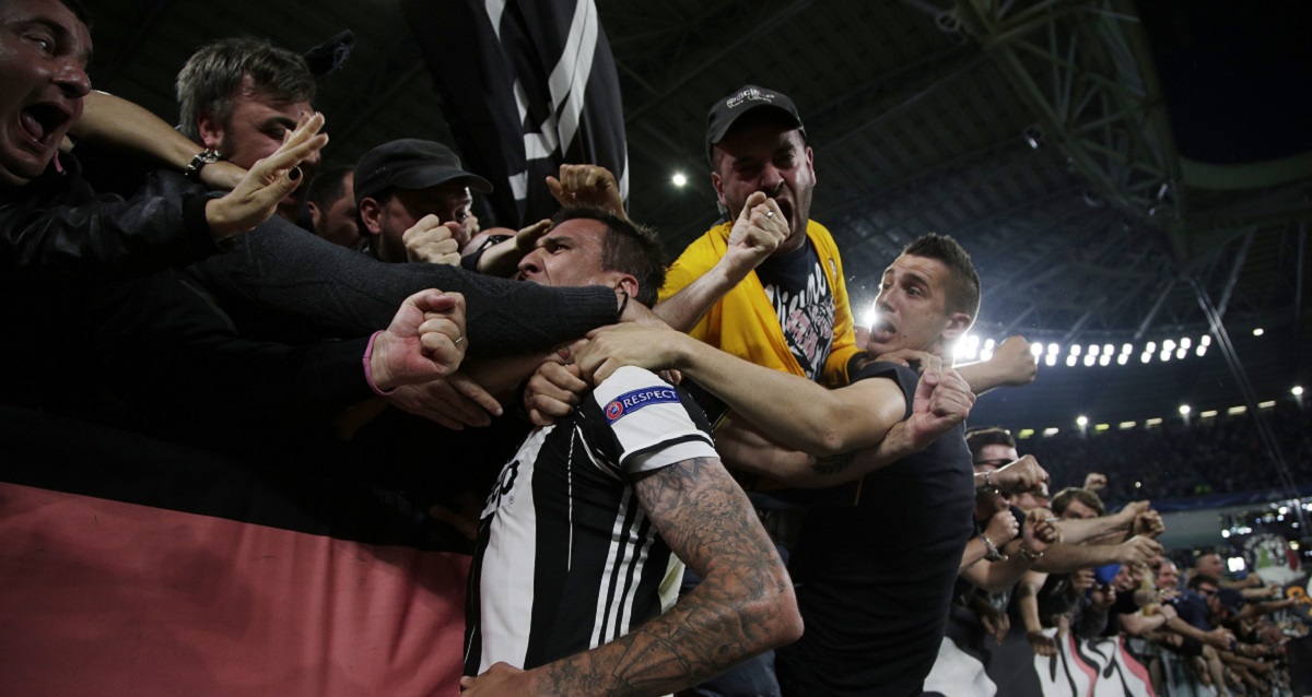 Navijači Juventusa napisali poruku Mandžukiću. Njegov odgovor dobio tisuće lajkova
