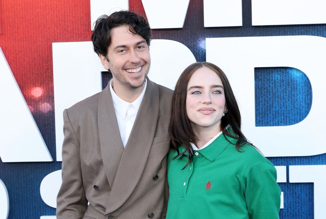 Billie Eilish prvi put pozirala s novim dečkom na crvenom tepihu