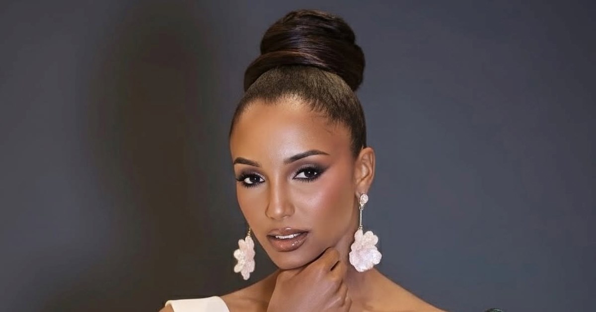 Miss Jamajke pala s pozornice dok je šetala u večernjoj haljini, u bolnici je