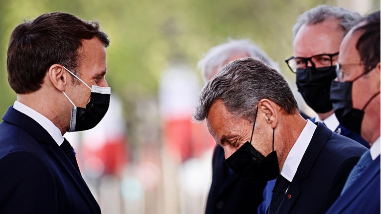 Sarkozy podržao Macrona uoči drugog kruga izbora u Francuskoj