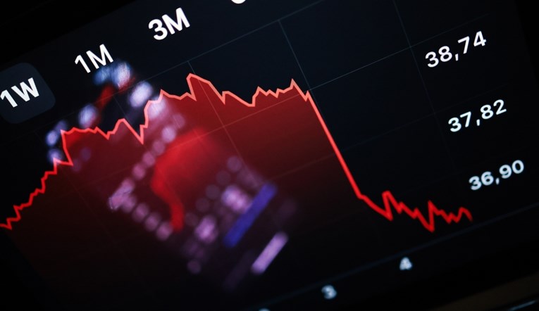 Bloomberg: U tri dana je gubitak na globalnim burzama dosegnuo 9.5 bilijuna dolara