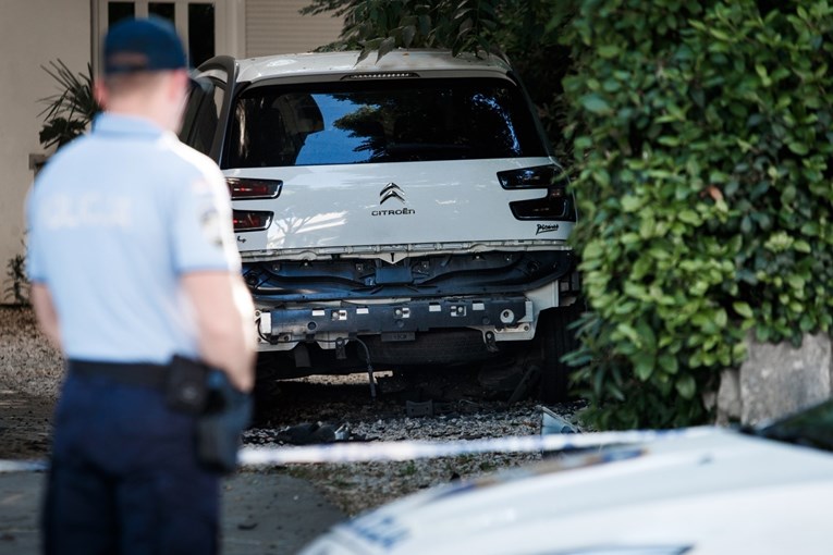 VIDEO I FOTO U Splitu eksplodirala bomba pod autom